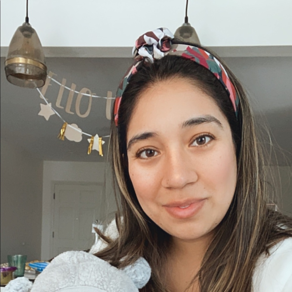 Meet your Posher, Elizabeth